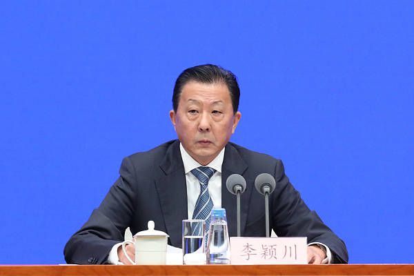 即便是京城权贵们手里的虎鞭，来路大多是皇家狩猎场。